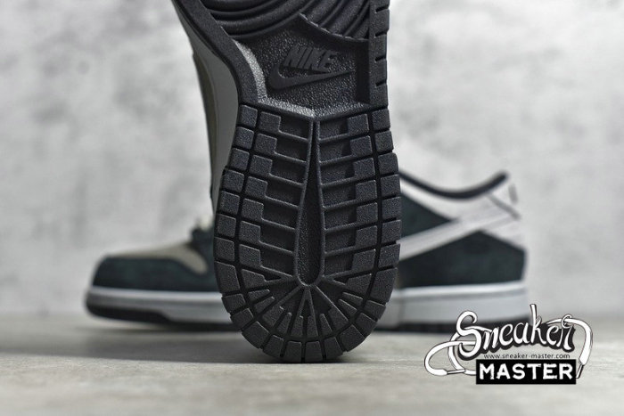 NIKE SB DUNK LOW BLACK/PURE PLATINUM-ANTHRACITE DH7913-001