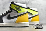 NIKE AIR JORDAN 1 HIGH OG VOLT GOLD WHITE/VOLT-UNIVERSITY GOLD-BLACK 555088-118