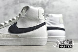 NIKE SLAM JAM X SB BLAZER MID CLASS 1977 WHITE/BLACK CD8233-100