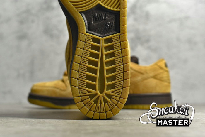 NIKE SB DUNK LOW WHEAT MOCHA WHEAT/WHEAT/BLACK BQ6817-204
