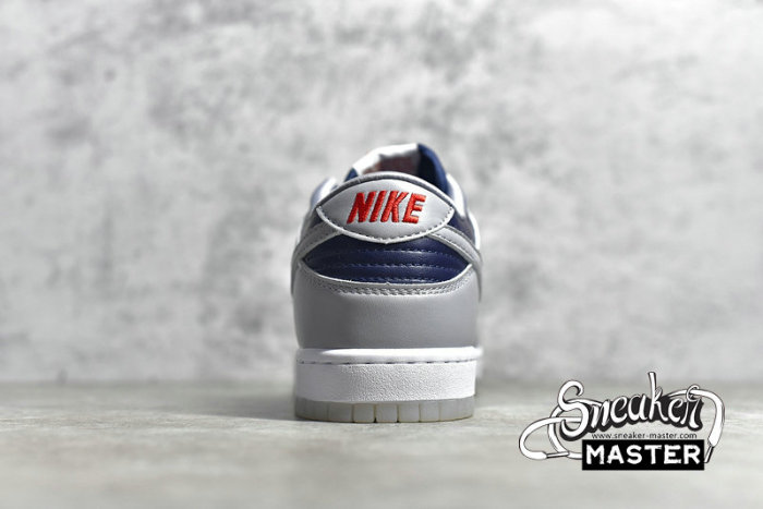 NIKE SB DUNK LOW SHADOW COLLEGE NAVY/WOLF GREY/UNIVERSITY RED DD1768-400