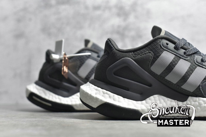 ADIDAS DAY JOGGER SHOES DARK GREY/CLOUD WHITE/GREY FW3019