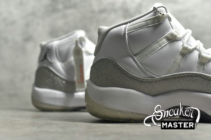 NIKE AIR JORDAN 11 WHITE/METALLIC SILVER/VAST GREY AR0715-100