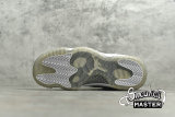 NIKE AIR JORDAN 11 WHITE/METALLIC SILVER/VAST GREY AR0715-100