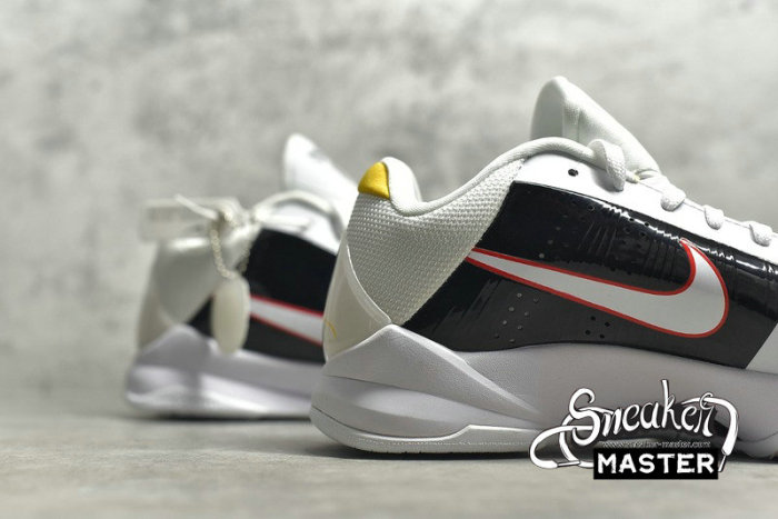 NIKE ZOOM KOBE 5 PROTRO ALTERNATE BRUCE LEE WHITE/BLACK/COMET RED/WHITE CD4991-101