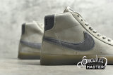 NIKE SB ZOOM BLAZER MID X REIGNING CHAMP LIGHT GREY/DEEP GREY-REFLECTIVE 371761-009