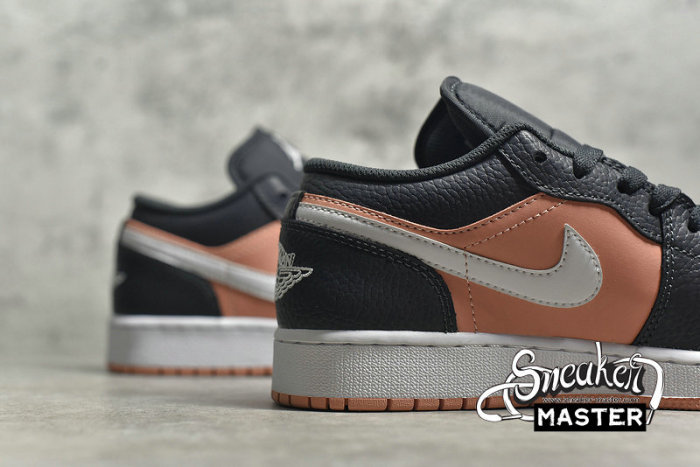 NIKE AIR JORDAN 1 LOW GS PINK QUARTZ DARK SMOKE GREY/WHITE/PINK QUARTZ 554723-016