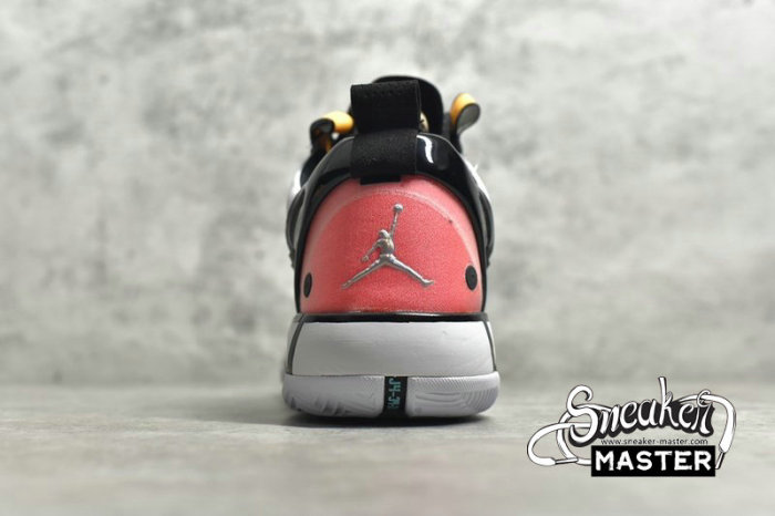 NIKE AIR JORDAN 34 LOW GUO AILUN WHITE/MULTI-COLOR CZ7748-100
