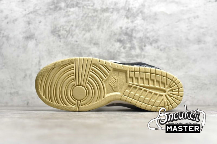 NIKE SB DUNK LOW X TRAVIS SCOTT REGULAR BOX BLACK/BLACK-PARACHUTE BEIGE-PETRA BROWN CT5053-001