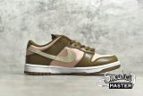 NIKE STUSSY X DUNK LOW PRO SB CHERRY DARK KHAKI/SHY PINK-VANILLA 304292-671