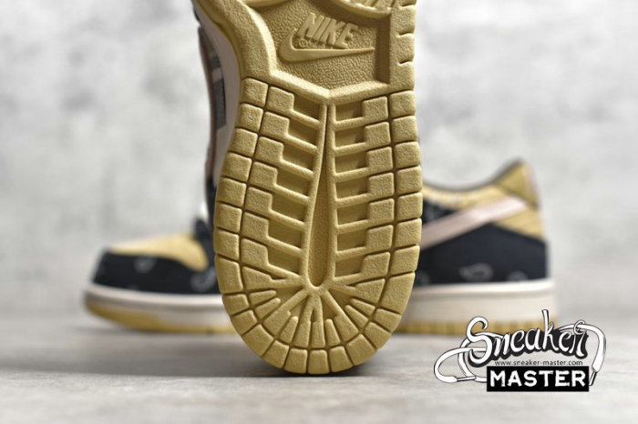 NIKE SB DUNK LOW X TRAVIS SCOTT REGULAR BOX BLACK/BLACK-PARACHUTE BEIGE-PETRA BROWN CT5053-001