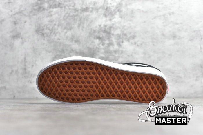 VANS OLD SKOOL SHOES BLACK/BLACK/WHITE VN000D3HY28