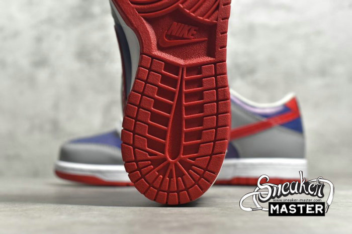 NIKE SB DUNK LOW SAMBA HYPER BLUE/SAMBA-SILVER CZ2667-400