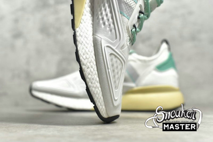 ADIDAS ZX 2K BOOST SHOES CRYSTAL WHITE/GREY ONE/HI-RES GREEN FX4172