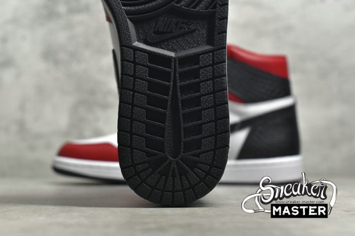 NIKE AIR JORDAN 1 RETRO HIGH OG SATIN RED UNIVERSITY RED/WHITE/BLACK CD0461-601