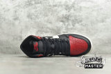 NIKE AIR JORDAN 1 RETRO HIGH OG BRED TOE WHITE/BLACK/UNIVERSITY RED 575441-610