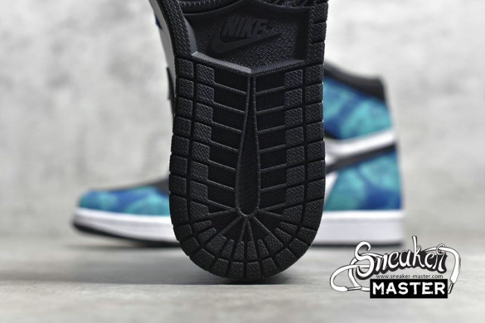 NIKE AIR JORDAN 1 RETRO HIGH OG TIE-DYE WHITE/BLACK/AURORA GREEN CD0461-100