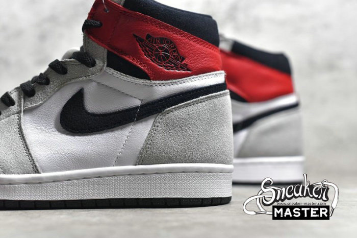 NIKE AIR JORDAN 1 RETRO HIGH OG SMOKE GREY WHITE/BLACK/LIGHT SMOKE GREY/VARSITY RED 555088-126