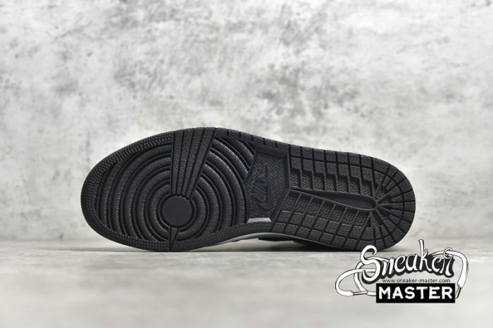 NIKE AIR JORDAN 1 RETRO HIGH OG SMOKE GREY WHITE/BLACK/LIGHT SMOKE GREY/VARSITY RED 555088-126