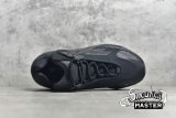 ADIDAS YEEZY BOOST 700 CORE BLACK/CORE BLACK-CORE BLACK FV4440