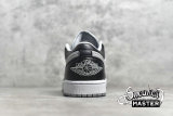 NIKE AIR JORDAN 1 LOW SMOKE GREY BLACK/BLACK/LIGHT SMOKE GREY/WHITE 553558-039