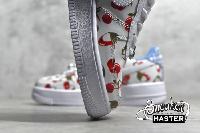 NIKE AIR FORCE 1 LOW GS CHERRY WHITE/WHITE/UNIVERSITY BLUE/TRACK RED CJ4094-100