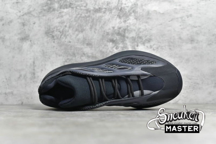 ADIDAS YEEZY BOOST 700 V3 ALVAH ALVAH/ALVAH/ALVAH H67799