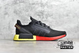 ADIDAS NMD_R1 V2 BOOST MUNICH CORE BLACK/CARBON/RED FY1161