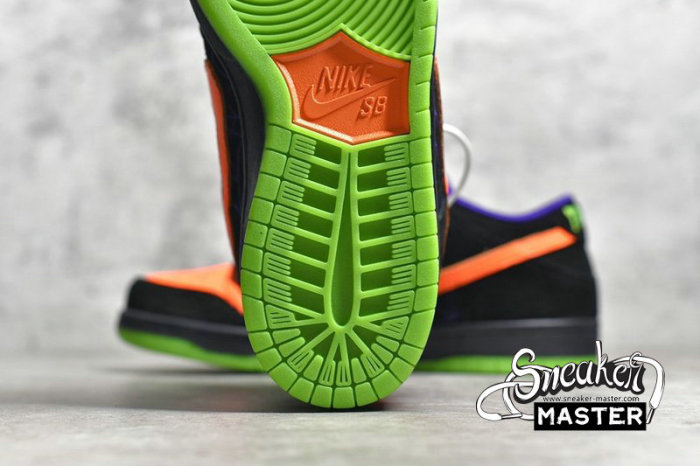 NIKE DUNK LOW SB NIGHT OF MISCHIEF BLACK/TOTAL ORANGE-COURT PURPLE-VOLT BQ6817-006