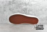 VANS STYLE 36 DECON SF MARSHMALLOW MARSHMALLOW/RACING RED VN0A3DZ3OXS