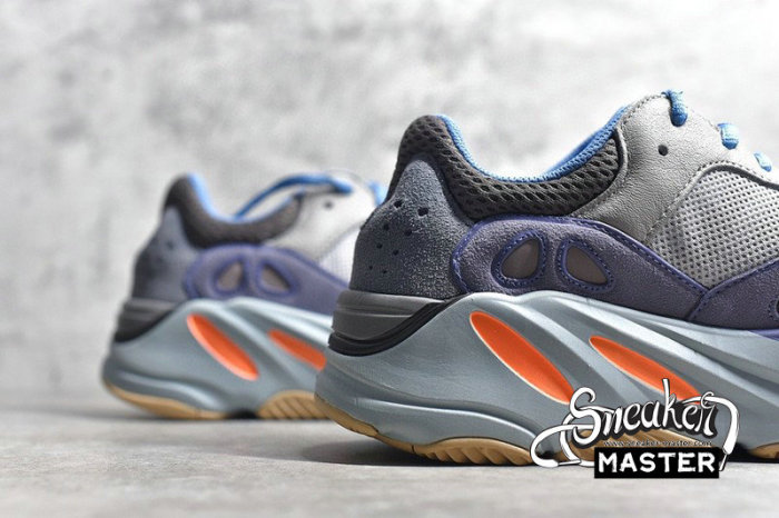 ADIDAS YEEZY BOOST 700 CARBON BLUE/CARBON BLUE/CARBON BLUE FW2498
