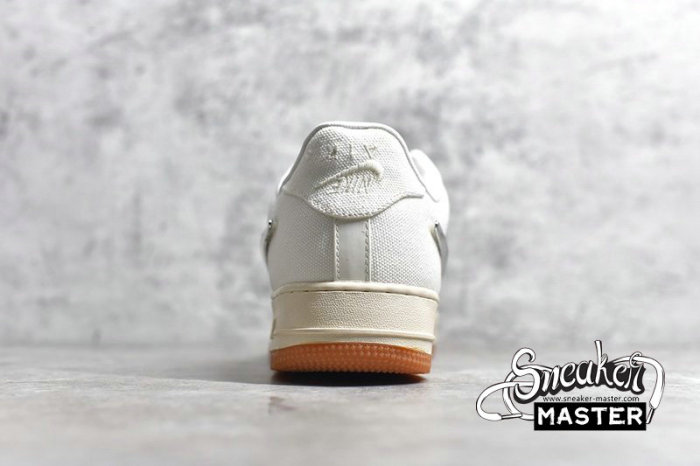 NIKE AIR FORCE 1 LOW X TRAVIS SCOTT SAIL/GUM LIGHT BROWN/SAIL AQ4211-101