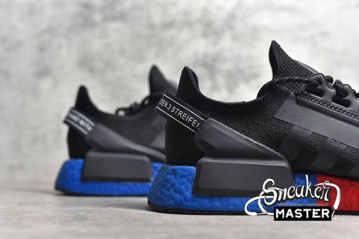 ADIDAS NMD_R1 V2 SHOES CORE BLACK/CORE BLACK/CARBON FV9023