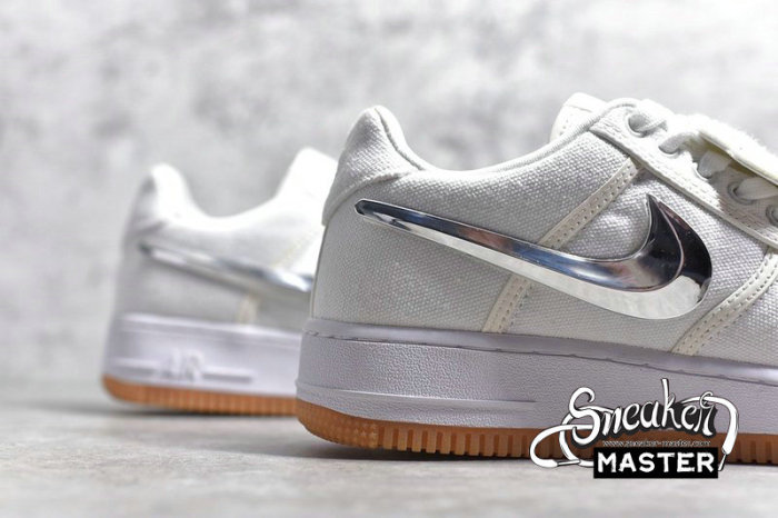 NIKE AIR FORCE 1 LOW X TRAVIS SCOTT WHITE/WHITE/WHITE AQ4211-100