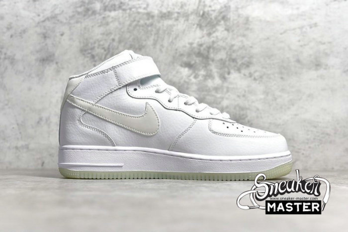 NIKE AIR FORCE 1 MID 07 ESS WHITE/WHITE/WHITE AO2133-101