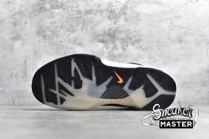NIKE UNDEFEATED X KOBE 4 PROTRO BLACK MAMBA BLACK/WHITE-BLACK CQ3869-001
