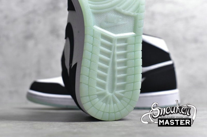 NIKE AIR JORDAN 1 MID SE GS GLOW IN THE DARK PANDA WHITE/BLACK-TEAL TINT BQ6931-103