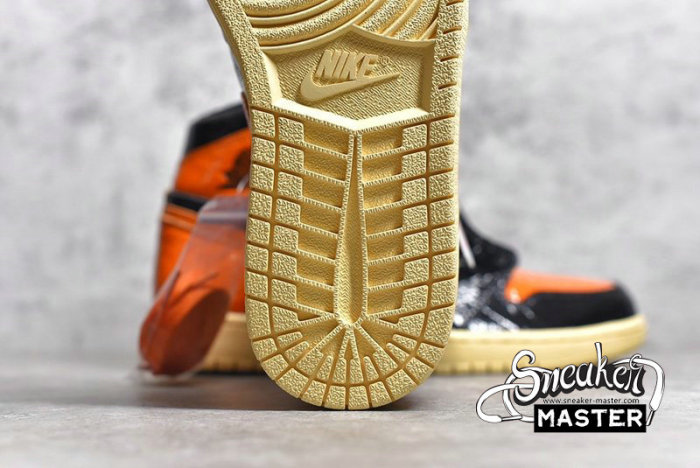 NIKE AIR JORDAN 1 RETRO HIGH OG SHATTERED BACKBOARD 3.0 BLACK/PALE VANILLA-STARFISH 555088-028