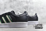 ADIDAS SUPERSTAR SHOES CORE BLACK/CLOUD WHITE/GREEN-RED BD7435