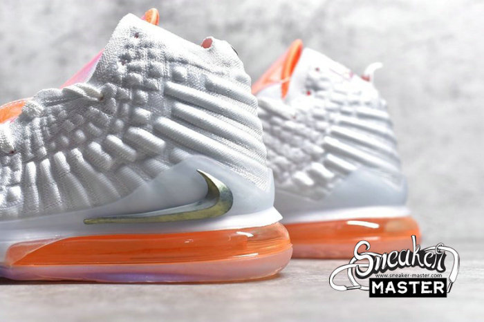 NIKE LEBRON 17 LMTD EP FUTURE AIR WHITE/TECH GREY/QUASAR PURPLE CT3853-100