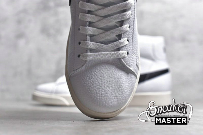 NIKE BLAZER MID VINTAGE SUEDE WHITE/WHITE/BLACK AV9376-104