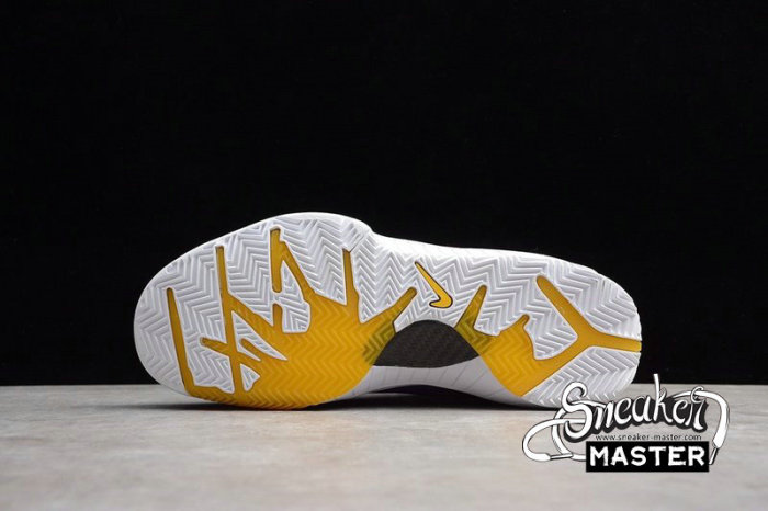 NIKE ZOOM KOBE 4 PROTRO X UNDEFEATED COURT PURPLE/UNIVERSITY GOLD/WHITE CQ3869-500