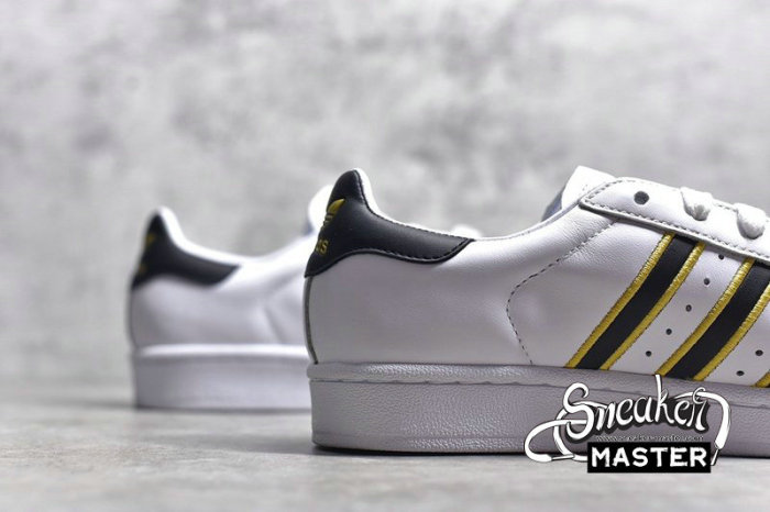 ADIDAS SUPERSTAR SHOES CLOUD WHITE/CORE BLACK/GOLD G54692