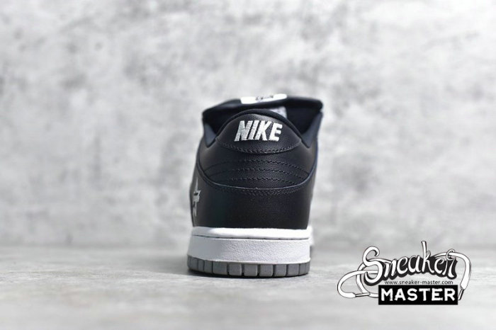 NIKE DUNK SB LOW QS X SUPREME METALLIC SILVER/METALLIC SILVER/BLACK CK3480-001