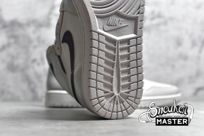 NIKE AIR JORDAN 1 RETRO HIGH SB NYC TO PARIS LIGHT BONE/CRIMSON TINT-HYPER PINK-BLACK CD6578-006