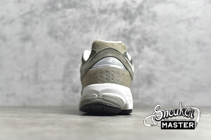 NEW BALANCE 2002R X INVINCIBLE X N.HOOLYWOOD GREY/WHITE/GREY ML2002RV