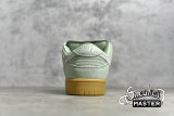 NIKE DUNK LOW SB HORIZON GREEN HORIZON GREEN/ERASER LIGHT BROWN-LIGHT IVORY BQ6817-300