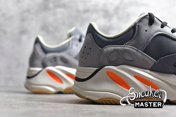 ADIDAS YEEZY BOOST 700 MAGNET MAGNET/MAGNET/MAGNET FV9922