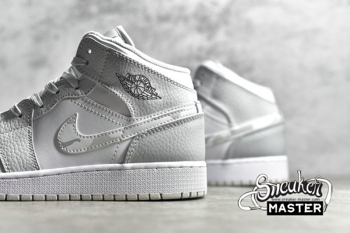 NIKE AIR JORDAN 1 MID SE GS SWOOSH LOGO GREY CAMO WHITE/PHOTON DUST/GREY FOG DD3235-100