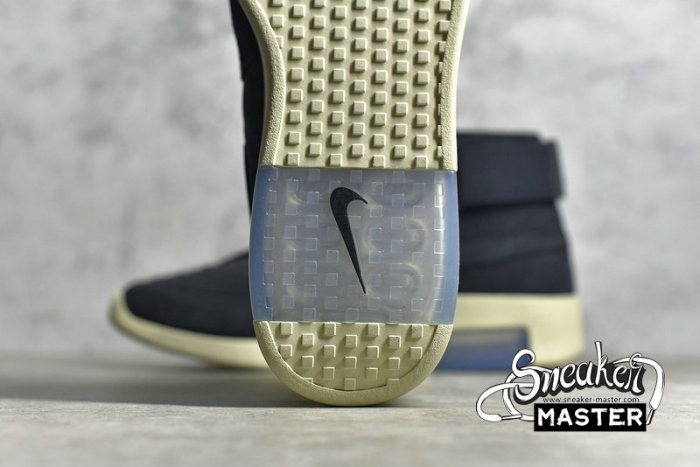 NIKE AIR FEAR OF GOD RAID BLACK/BLACK-FOSSIL AT8087-002